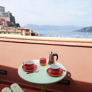 Appartamento Di 35 M² Con 1 Camera, Lerici