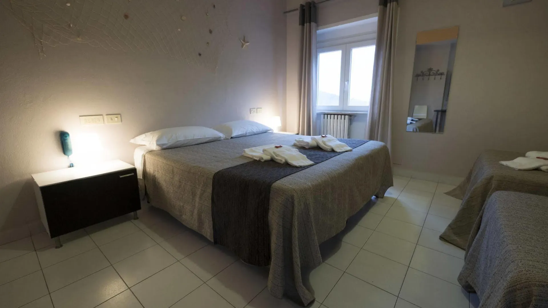 Albergo Serena Lerici